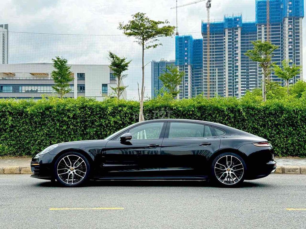 Porsche Panamera 4 Executive từng 8tỷ nay 5,690 ti. Mua bán Ô tô tại Quận 1 Tp Hồ Chí Minh được đăng bởi Lưu Thế Hoàng hình 12