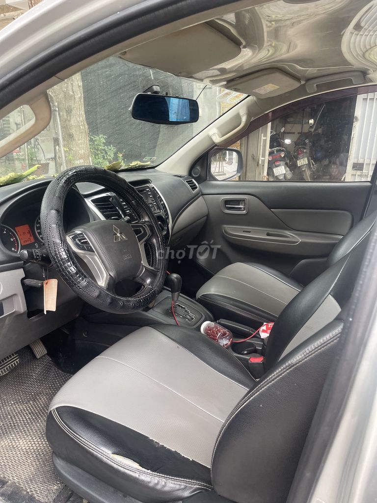 Mitsubishi Triton 2017 4x2 AT - 300000 km. Mua bán Ô tô tại Quận Hà Đông Hà Nội được đăng bởi Nguyen Van Vu hình 1