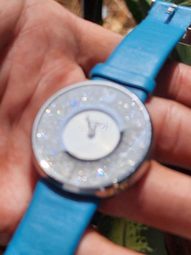 Đồng hồ đá swarosky. Mua bán Đồng hồ tại Huyện Đất Đỏ Bà Rịa - Vũng Tàu được đăng bởi Nguyễn Duy Học hình 3