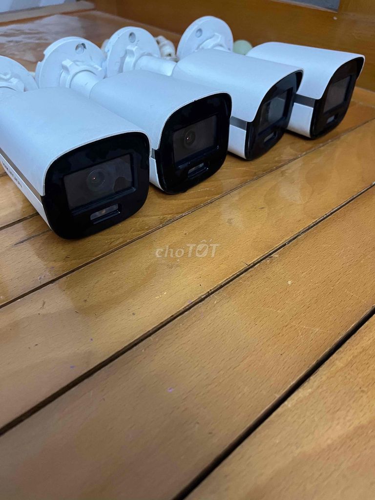 Camera an ninh Hikvision ngoài trời Cũ. Mua bán Máy ảnh, Máy quay tại Huyện Gia Viễn Ninh Bình được đăng bởi trần quốc khánh hình 1