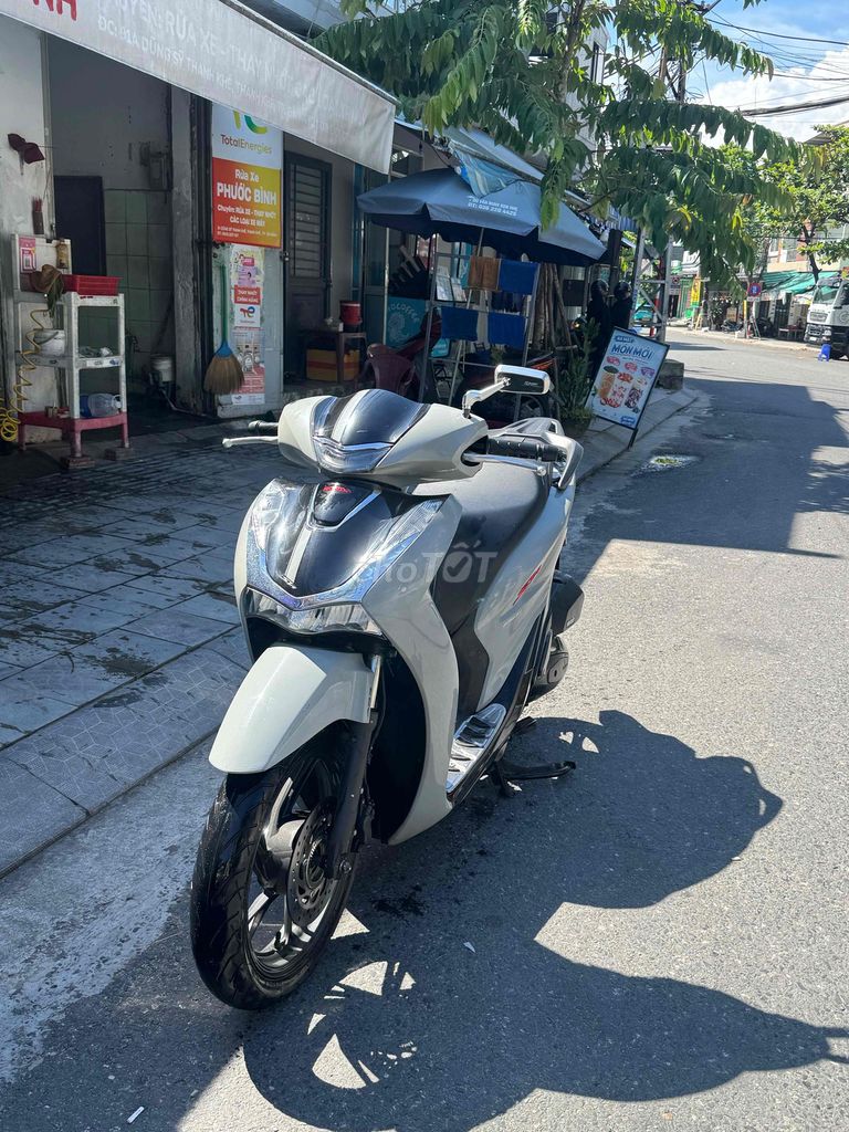 Honda SH 150 ABS Серый скутер