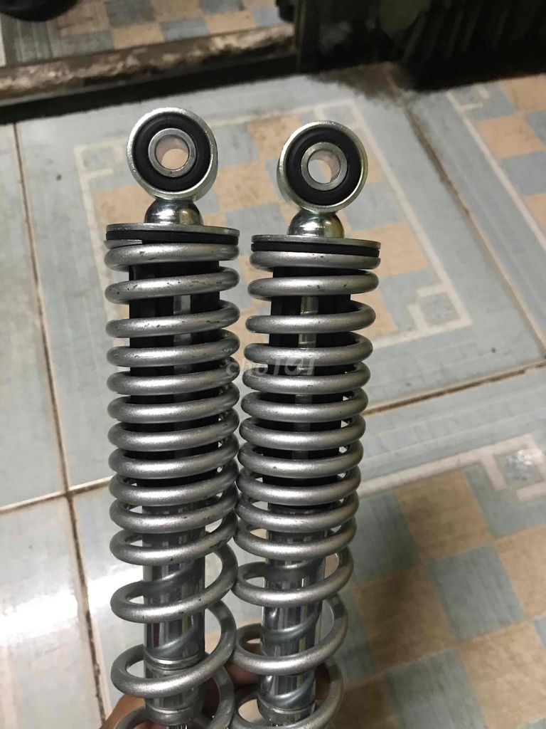 Phuộc nhún sau Air Blade thái. Mua bán Phụ tùng xe tại Quận Tân Bình Tp Hồ Chí Minh được đăng bởi Anh Khoa hình 6