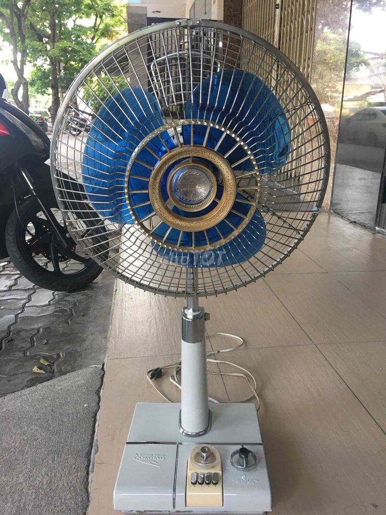 Quạt điện Mitsubishi cổ gang sắt lửng R30-X8. Mua bán Quạt tại Quận Hải Châu Đà Nẵng được đăng bởi Sơn hình 1
