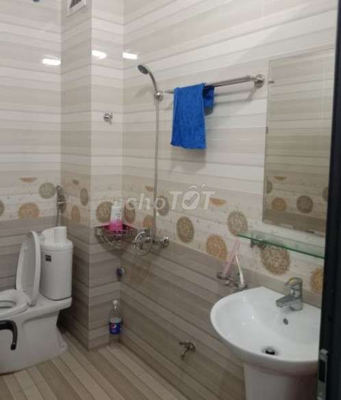 Bán nhà ngay Đình Phong Phú, 3tầng 56m2 4x14m 3PN 2WC hẻm xe ôtô