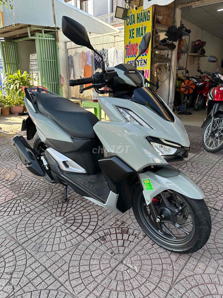 Honda Vario 160 ABS 2025 zin dep vĩnh long. Mua bán Xe máy tại Thành phố Vĩnh Long Vĩnh Long được đăng bởi xe máy Tùng Beo hình 11