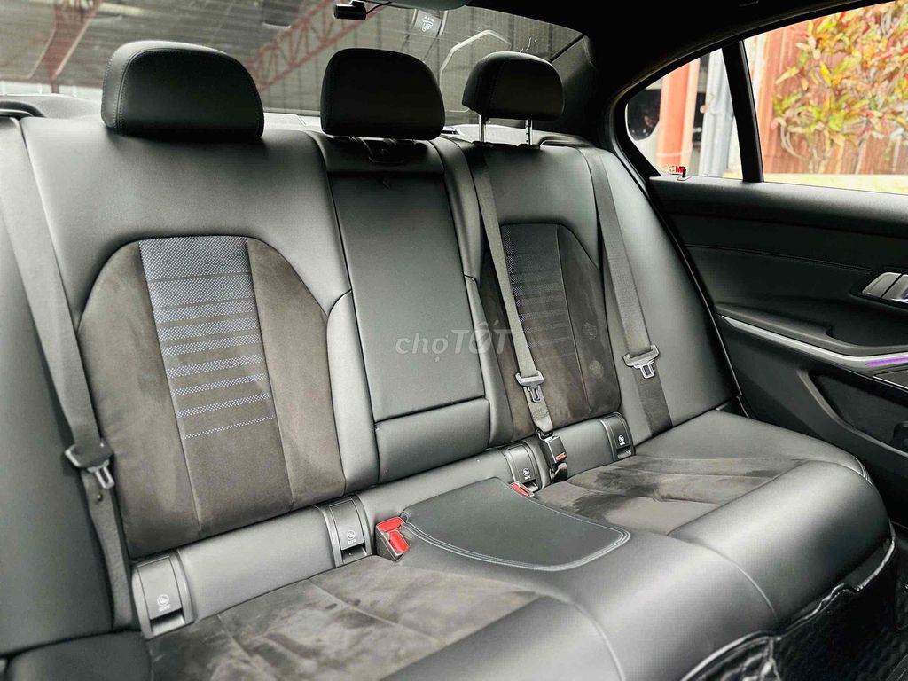 BMW 3 Series 2022 320i M Sport - 28000 km. Mua bán Ô tô tại Thành phố Thủ Đức Tp Hồ Chí Minh được đăng bởi THẮNG NGUYỄN hình 7