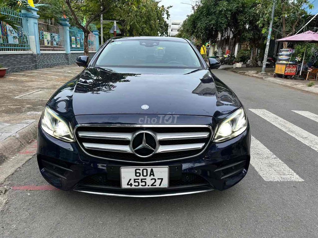 Mercedes Benz E Class 2017 E300 - 75000 km