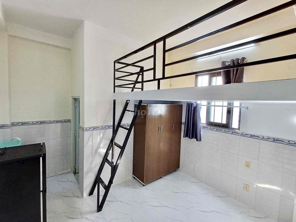 DUPLEX CỬA SỔ THOÁNG FULL NỘI THẤT GẦN GTVT, CÔNG VIÊN PHẦN MỀM, LĐXH