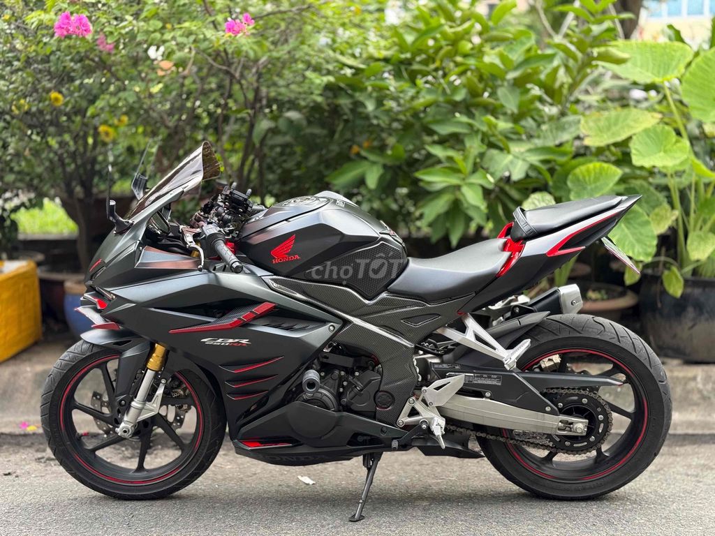 Honda cbr250rr 2020 1 chủ odo 7k6 , zin keng 9 chủ. Mua bán Xe máy tại Quận 6 Tp Hồ Chí Minh được đăng bởi TanNguyenStore  hình 4