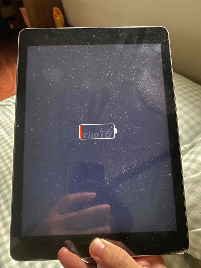 Apple iPad Gen 6 Đã qua sử dụng. Mua bán Máy tính bảng tại Quận Cầu Giấy Hà Nội được đăng bởi Ngô Quang Đạo hình 1