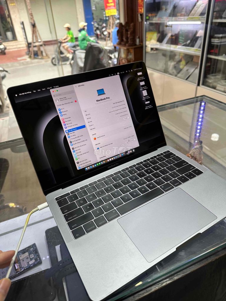 macbook pro 2017 i5 ram 8/128g 98%. Mua bán Laptop tại Quận Lê Chân Hải Phòng được đăng bởi hoang anh hình 1