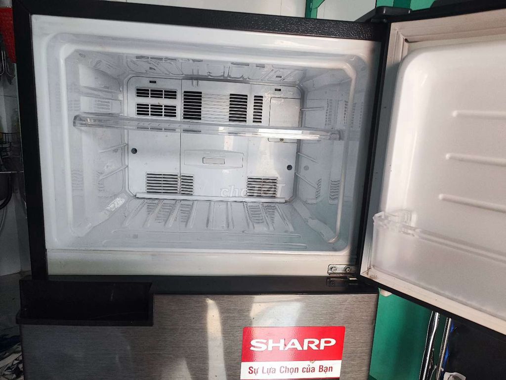 Tủ lạnh Sharp Inverter 180 lít. Mua bán Tủ lạnh tại Quận Ninh Kiều Cần Thơ được đăng bởi Nguyen Nguyen hình 1