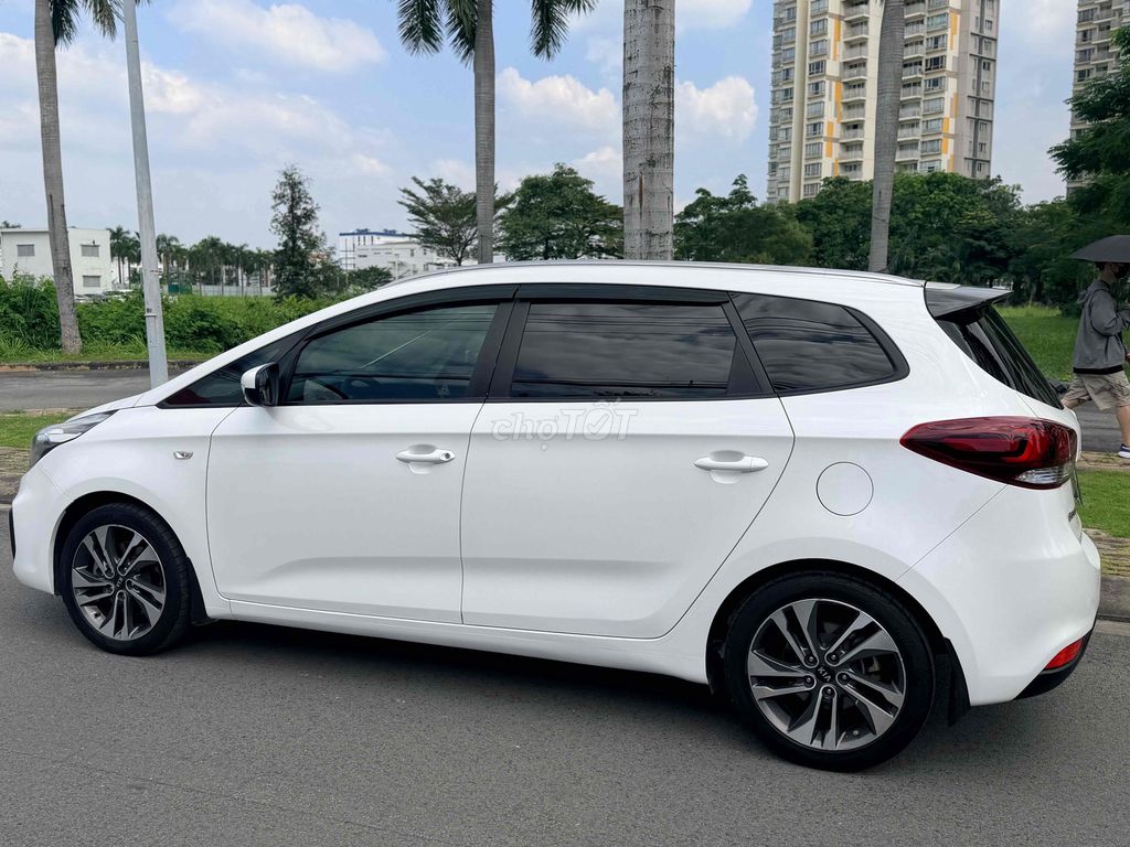 Kia Rondo 2017 2.0 MT xe gd 1 chủ cực zin đẹp rẻ. Mua bán Ô tô tại Thành phố Thuận An Bình Dương được đăng bởi Kim Nam Auto Tom  hình 4