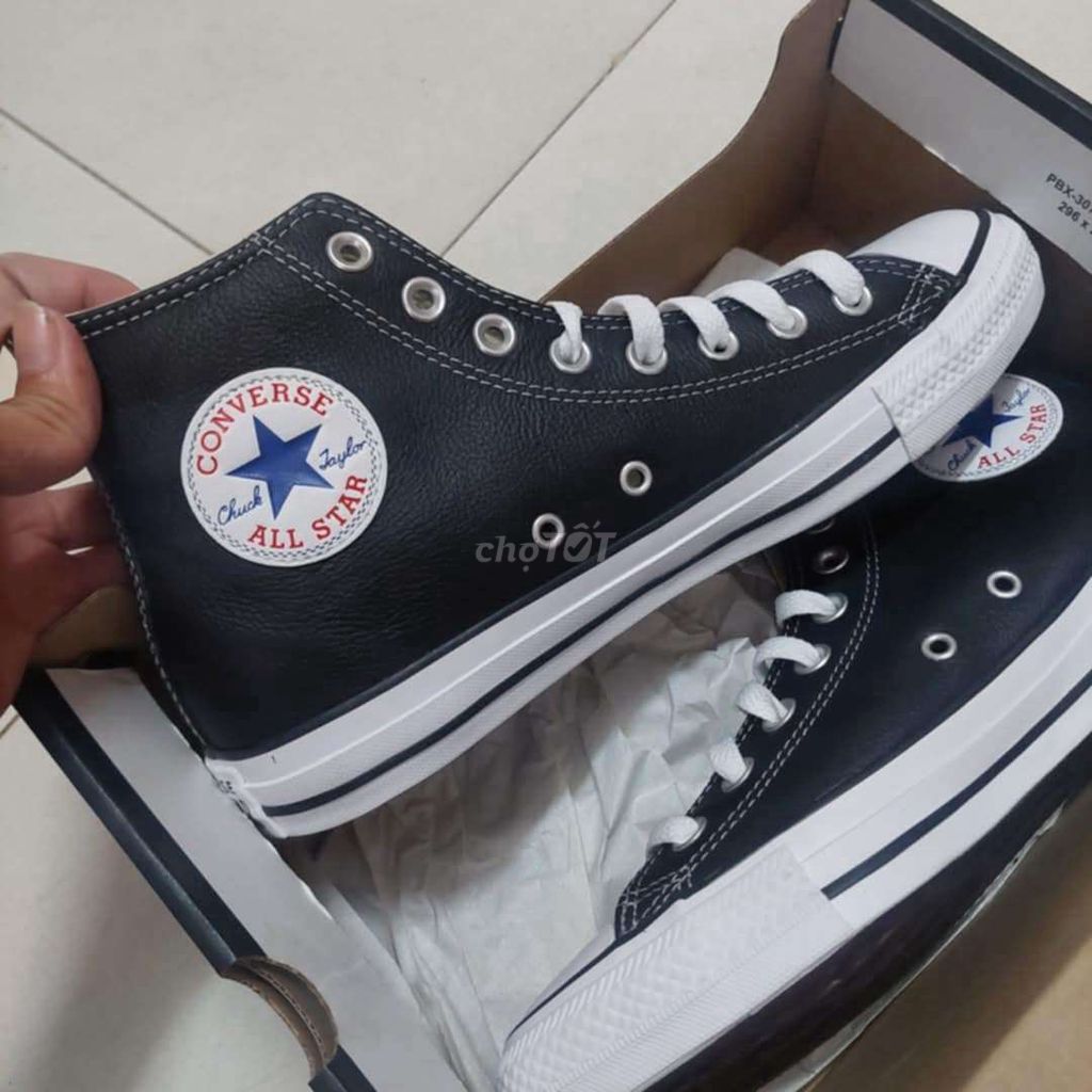 Giày converse da đen size 40 authentic new