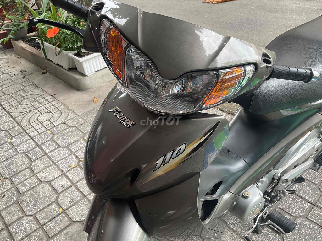 Honda Future 110 màu Xám. Mua bán Xe máy tại Quận Tân Phú Tp Hồ Chí Minh được đăng bởi Tin hình 1