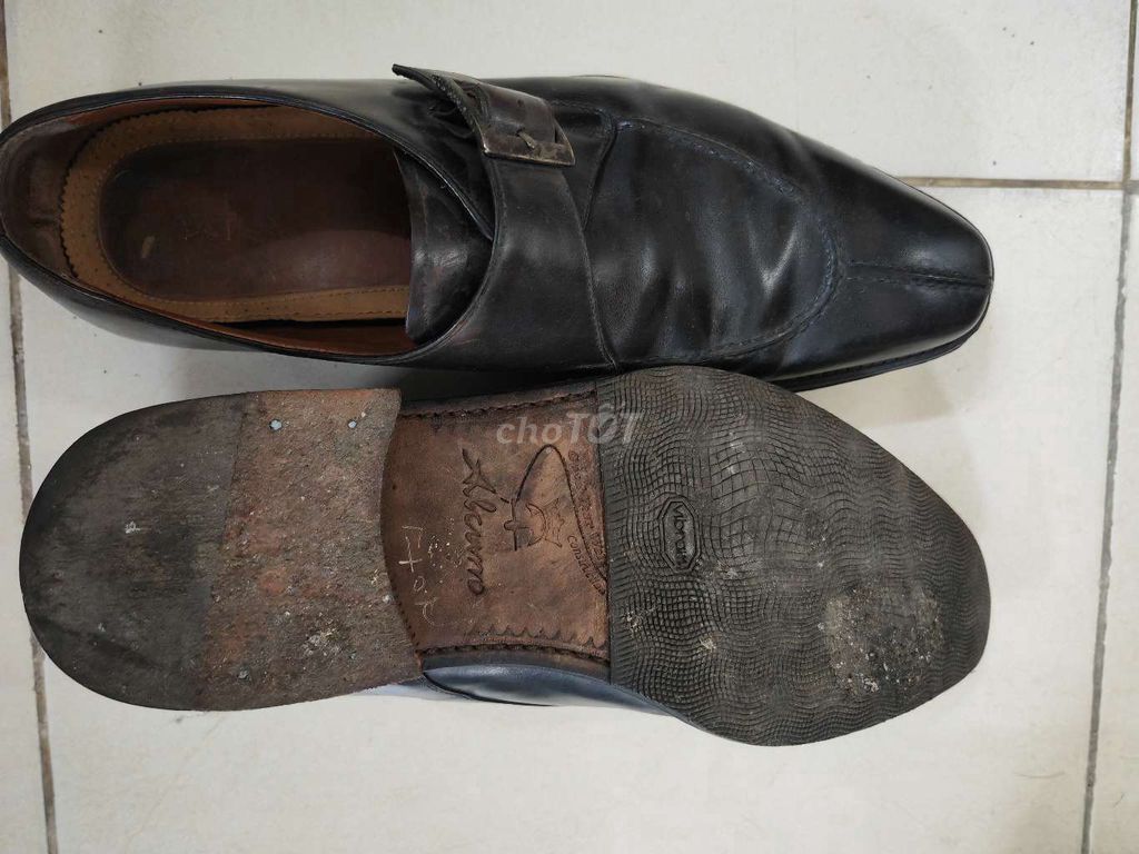 Giày tây Alcuno Nam Đen size 42. Mua bán Giày dép tại Quận Thanh Xuân Hà Nội được đăng bởi Tùng hình 1