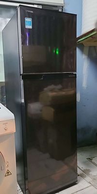 Tủ lạnh Toshiba inverter 250l