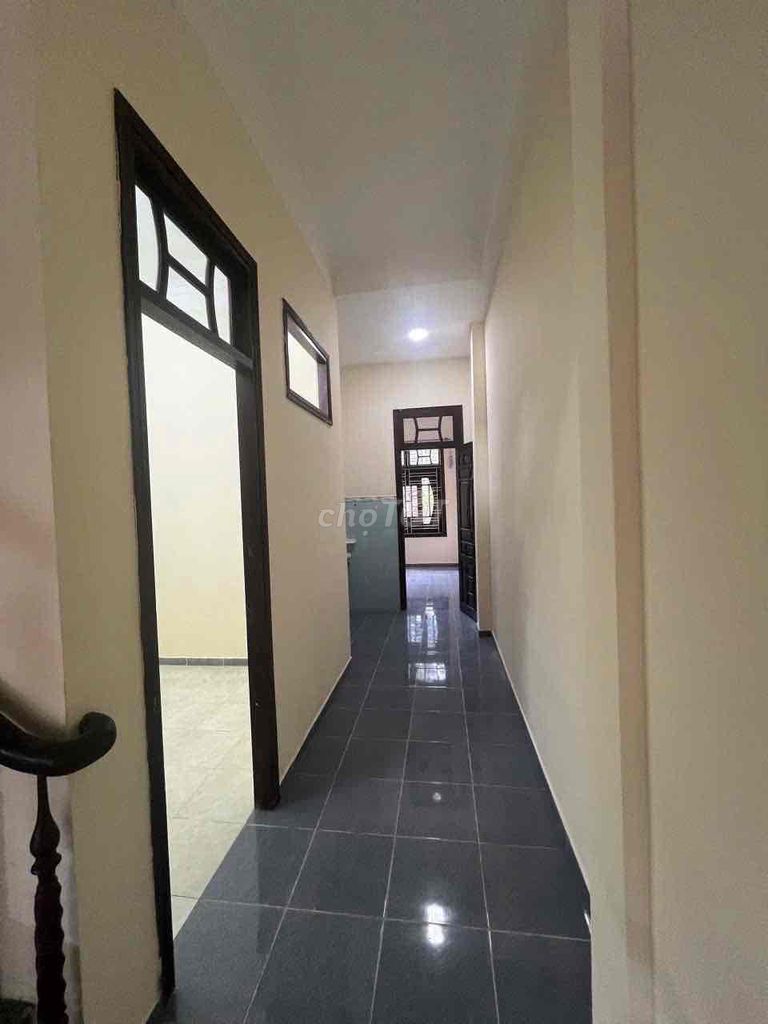 Large 4-bedroom house on Trịnh Đình Thảo street — photo 9
