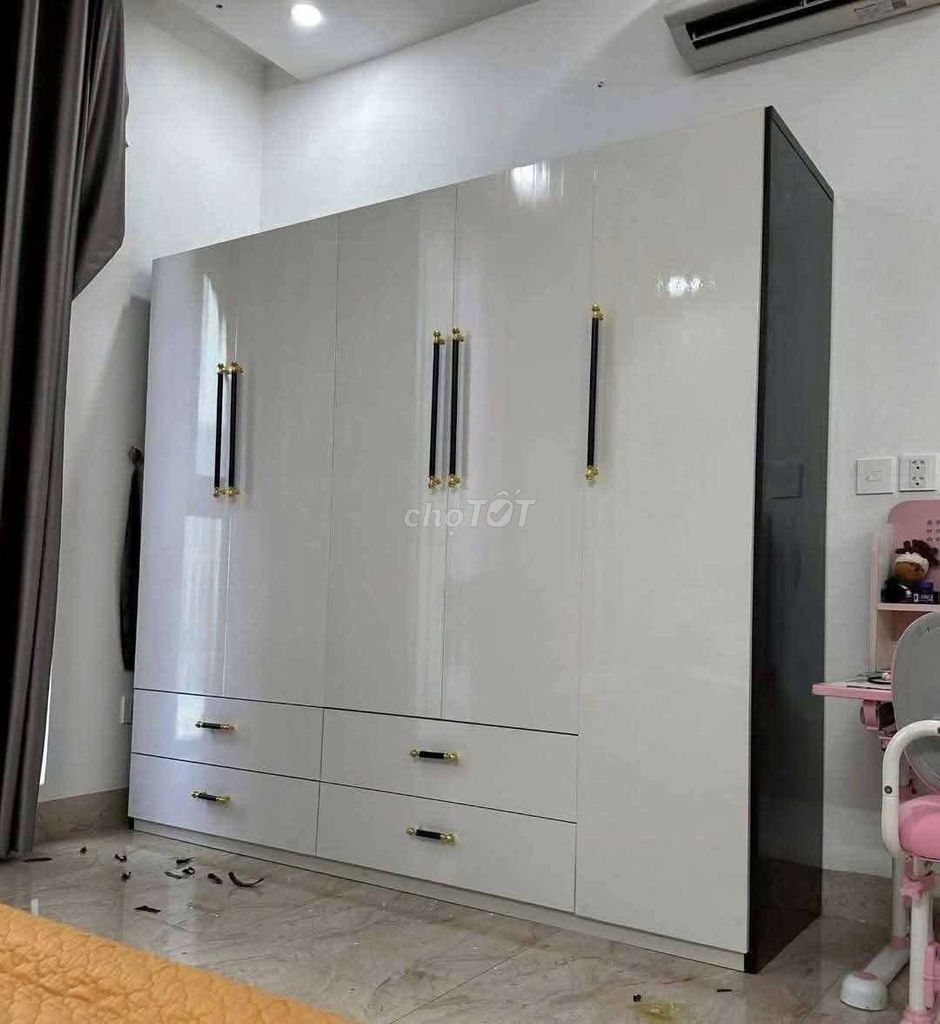 Tủ quần áo Nhựa Đài Loan 5 cánh siêu sang. Mua bán Tủ, kệ gia đình tại Quận 4 Tp Hồ Chí Minh được đăng bởi hà lê hình 1