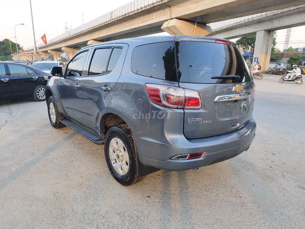 Chevrolet Trailblazer LT 2018 Dầu Tự động Xám