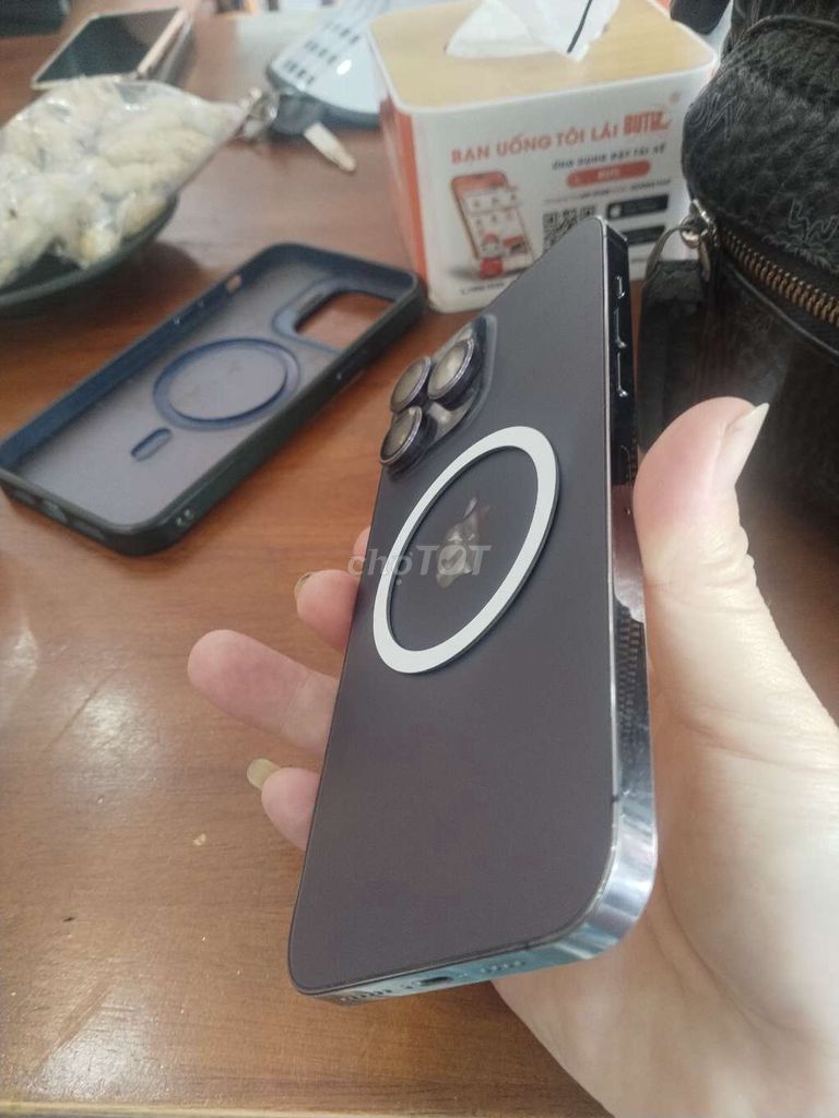 iPhone 14 Pro Max 256GB Tím. Mua bán Điện thoại tại Huyện Thanh Trì Hà Nội được đăng bởi Hoàng Thị Bảo Vân hình 1