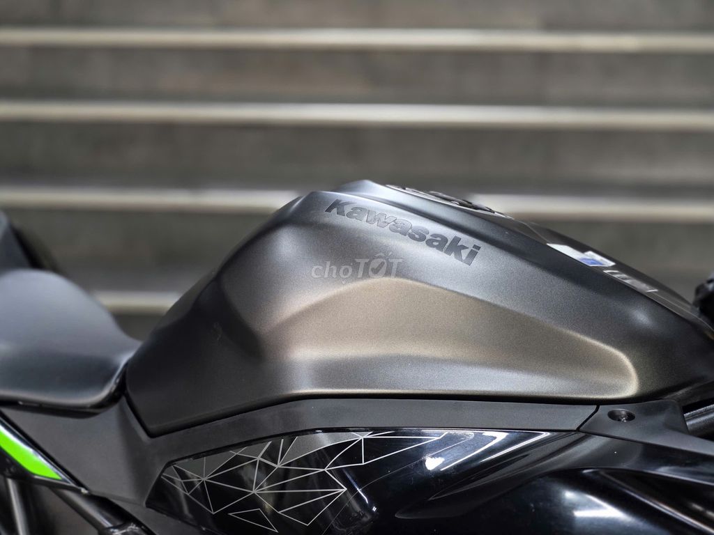 ZX25R MODEL 2023 MÀU XÁM TITAN BIỂN HÀ NỘI. Mua bán Xe máy tại Quận Tây Hồ Hà Nội được đăng bởi Tu Phamanh hình 5