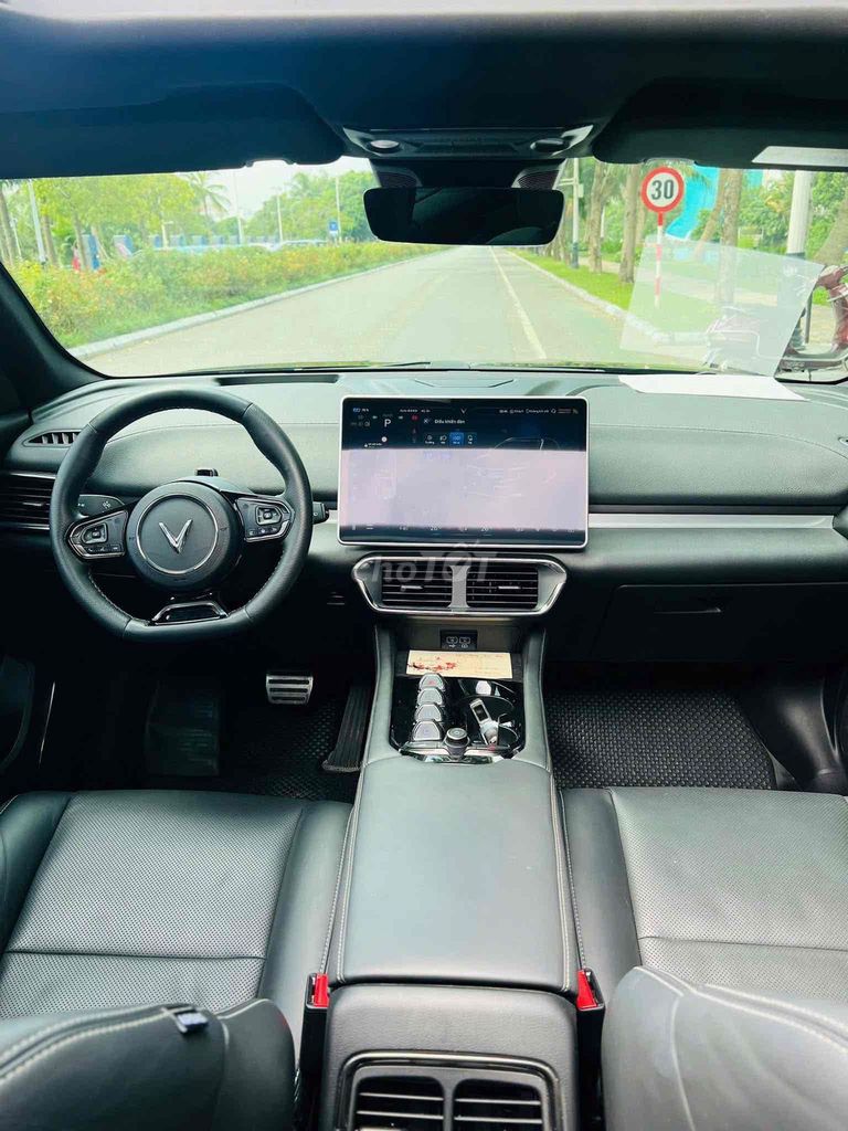 VinFast VF8 Plus 2024 CATL mua Pin. Mua bán Ô tô tại Quận Long Biên Hà Nội được đăng bởi Phát Vũ Vinfast hình 5