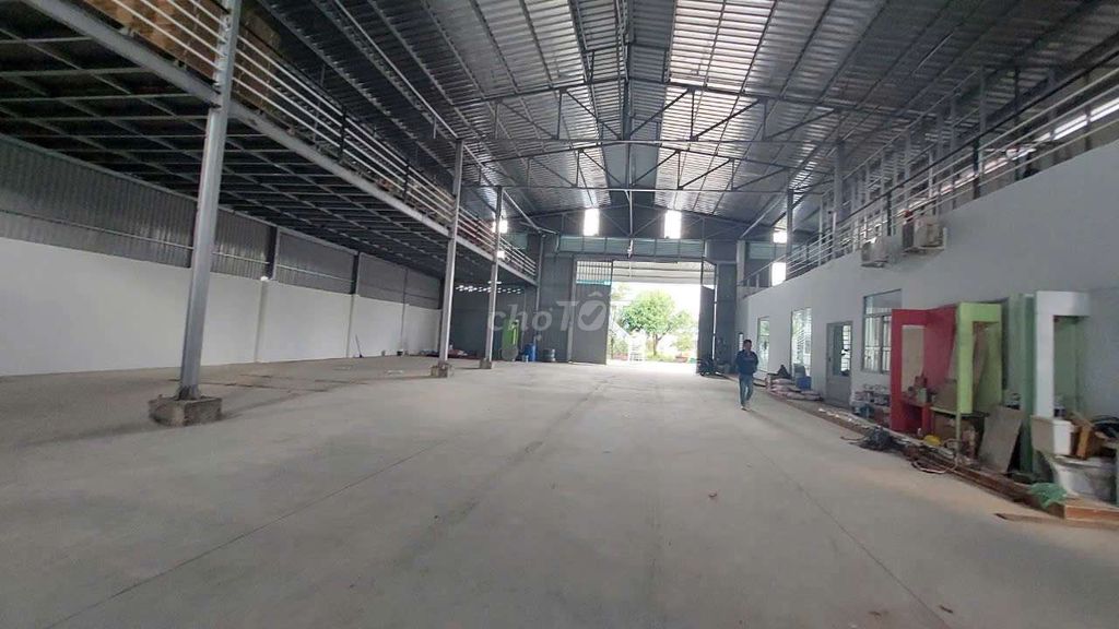 Cần Cho thuê xưởng  1800m2. Hố nai 3. Trảng Bom. Đồng nai