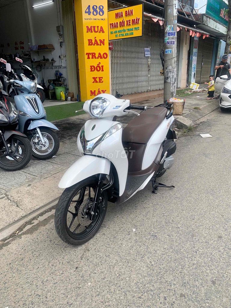 ✅✅ SH MORE 2015 KHÓA CHÌA TRẮNG ĐEN XE ĐẸP MÁY ZIN. Mua bán Xe máy tại Thành phố Rạch Giá Kiên Giang được đăng bởi Kali  hình 5