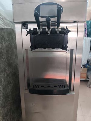 TỦ LÀM KEM TƯƠI GIA ĐÌNH CAO CẤP. Mua bán Tủ lạnh tại Quận Phú Nhuận Tp Hồ Chí Minh được đăng bởi Trần quang minh