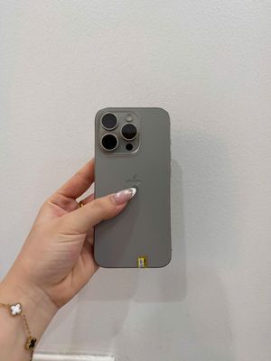  iPhone 15 Pro 128GB titan zin đẹp BH 1 đổi 1