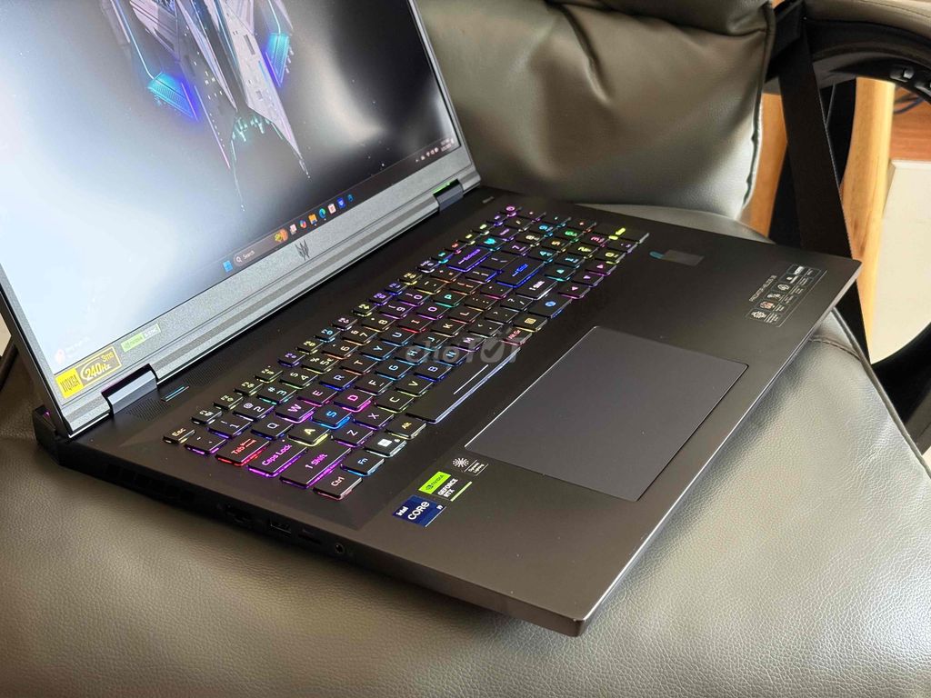 Predator Helios 18 2024 Lướt i9 14900HX RTX4080. Mua bán Laptop tại Quận 10 Tp Hồ Chí Minh được đăng bởi Trung Trương hình 2