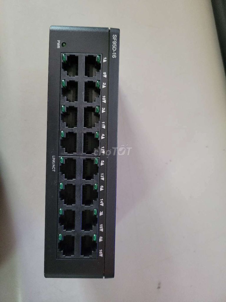 Switch 16 Port