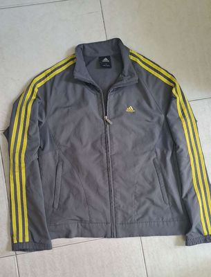 Áo khoác Adidas lót lưới sz 95 n50 d63 mới 98%. Mua bán Quần áo tại Quận Gò Vấp Tp Hồ Chí Minh được đăng bởi THÚY HẰNG