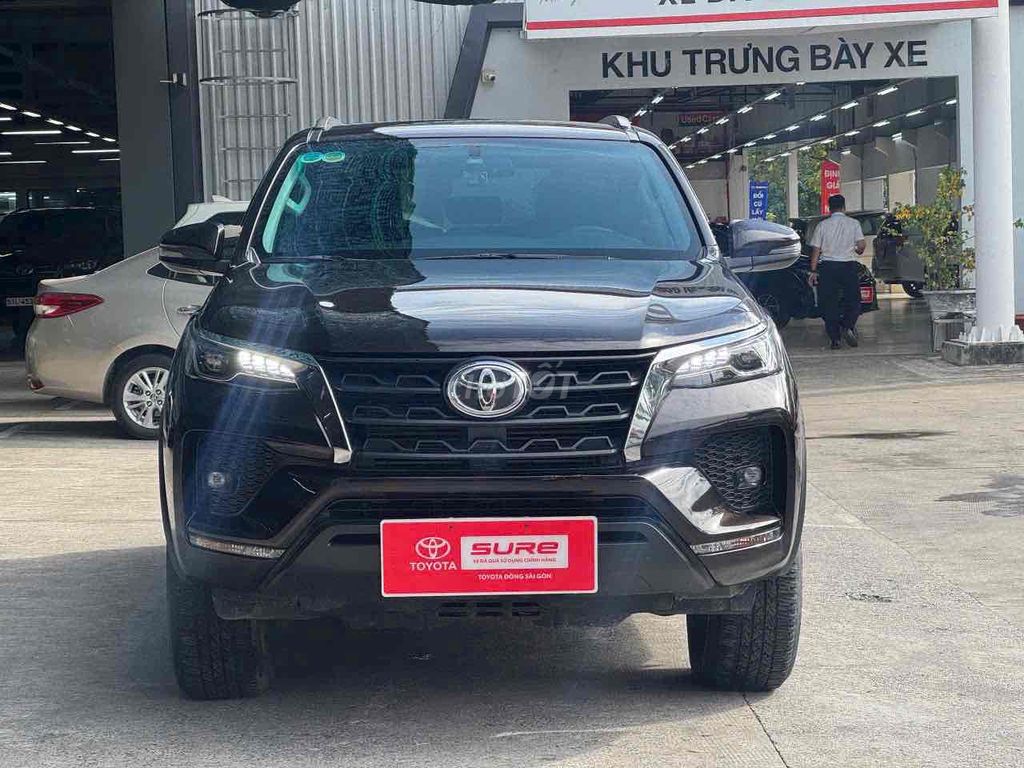 Toyota Fortuner dầu tự động 2020 mẫu mới đi 46.000. Mua bán Ô tô tại Quận 4 Tp Hồ Chí Minh được đăng bởi Đại lý chính hãng xe qua sử dụng Toyota Sài Gòn hình 10