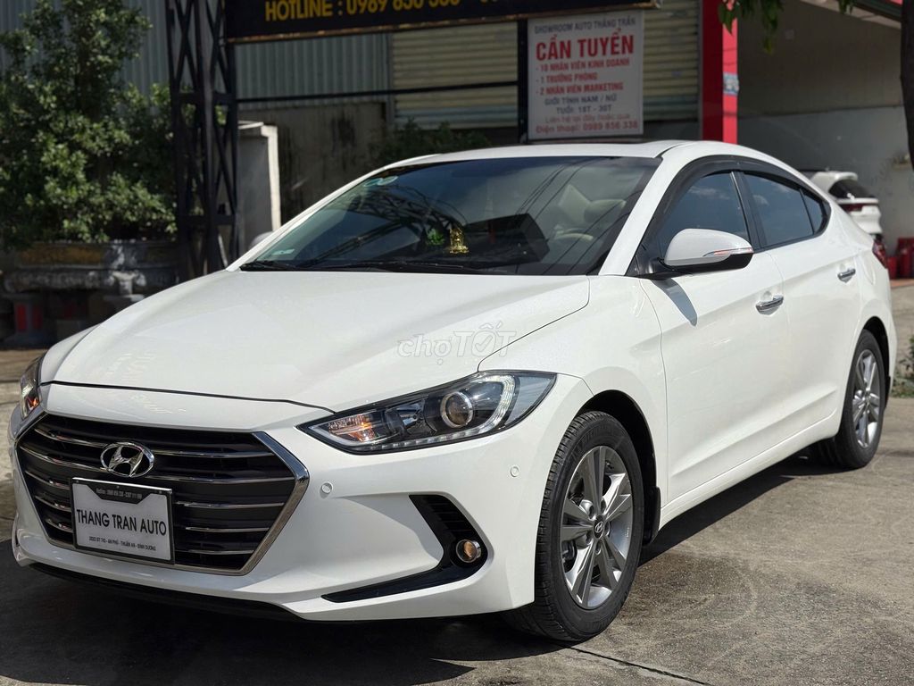 Hyundai Elantra 1.6 AT 2018 màu trắng. Mua bán Ô tô tại Thành phố Thuận An Bình Dương được đăng bởi Thắng Trần Auto hình 1