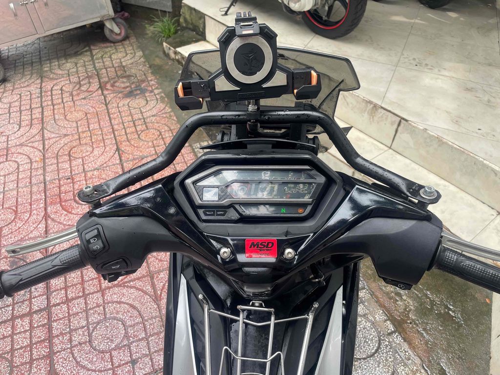 Honda Winner X 2021 ABS biển số 47. Mua bán Xe máy tại Huyện Bình Chánh Tp Hồ Chí Minh được đăng bởi Phong Vũ hình 3