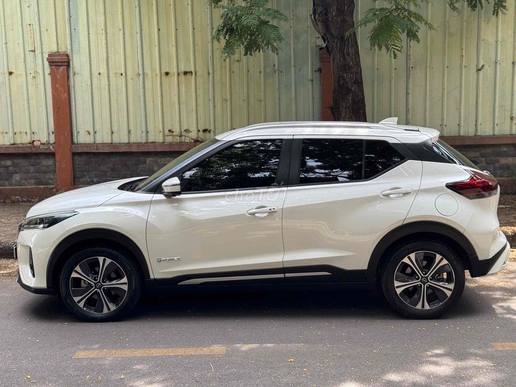 Nissan Kicks 2023 e-Power V - 190000 km