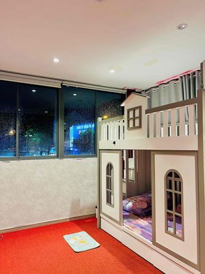 Giường tầng thiết kế Cao Cấp có hộc tủ, cầu thang. Mua bán Giường, chăn ga gối nệm tại Thành phố Thủ Đức Tp Hồ Chí Minh được đăng bởi Ngọc Thy