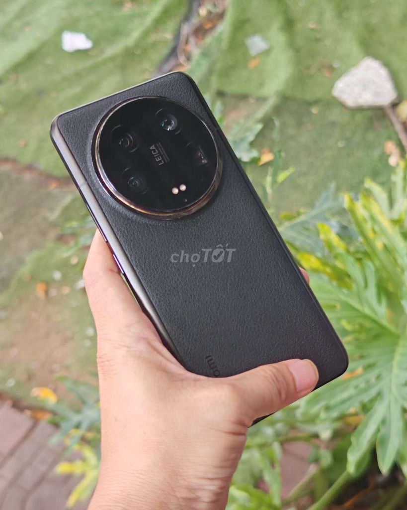 Xiaomi 14 Ultra 12GB 256GB Đen. Mua bán Điện thoại tại Thành phố Châu Đốc An Giang được đăng bởi Bơ Store Điện thoại xách tay Châu Đốc  AG hình 1