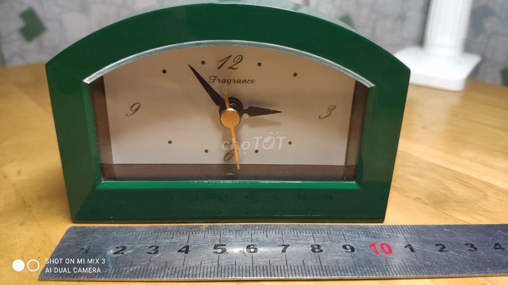 Đồng hồ để bàn Xanh lá Nhựa. Mua bán Nội thất, đồ gia dụng khác tại Quận 1 Tp Hồ Chí Minh được đăng bởi Toàn Châu hình 1