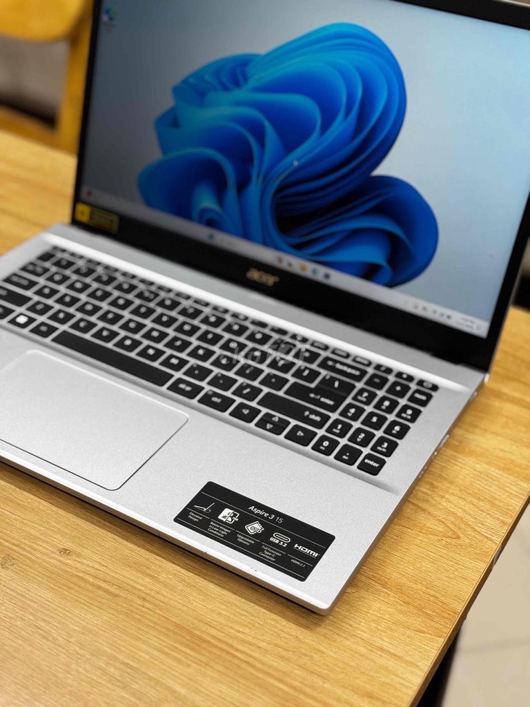 Acer Aspire 3 Ryzen 7 Chính Hãng Việt Nam giá rẻ. Mua bán Laptop tại Quận Hoàng Mai Hà Nội được đăng bởi Hoàng Bách Computer hình 1