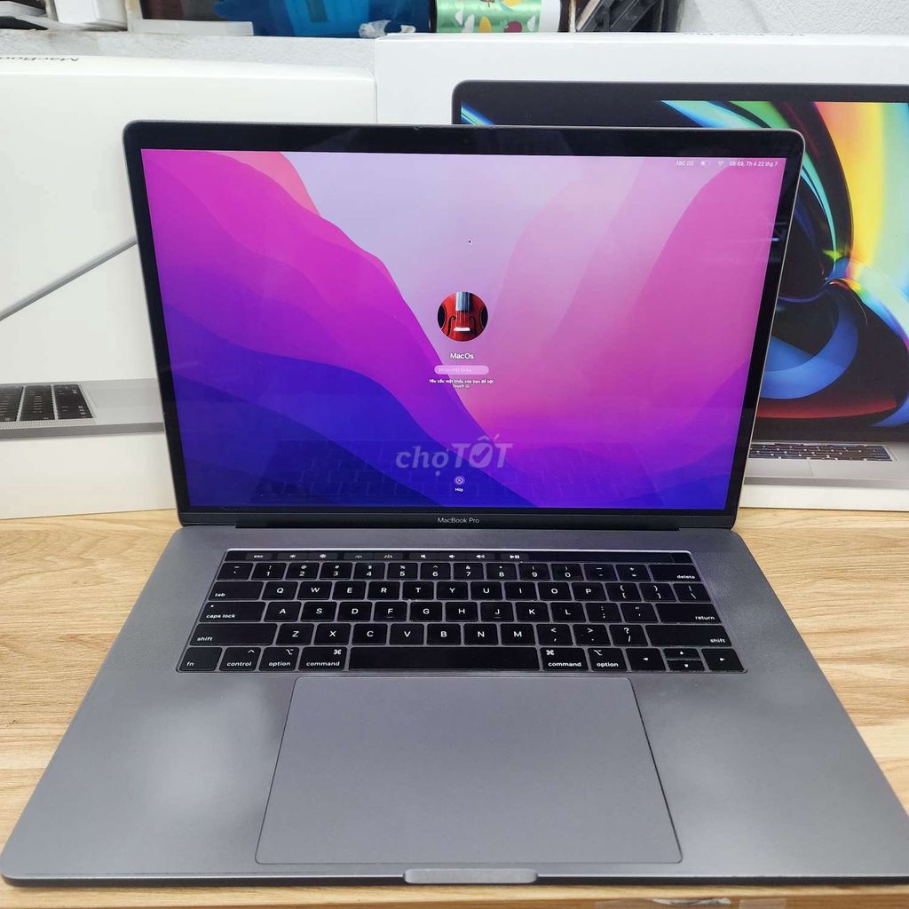 Apple MacBook Pro 15-inch 2018 i7 16GB/256GB Xám. Mua bán Laptop tại Quận Ba Đình Hà Nội được đăng bởi Minh Trang hình 1