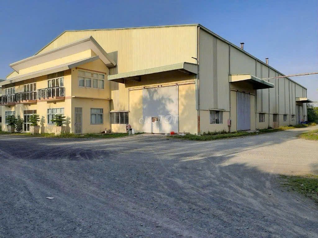 Cho thuê kho xưởng Bến Lức , Long An, KV : 19.000m2, xưởng : 12.000m2