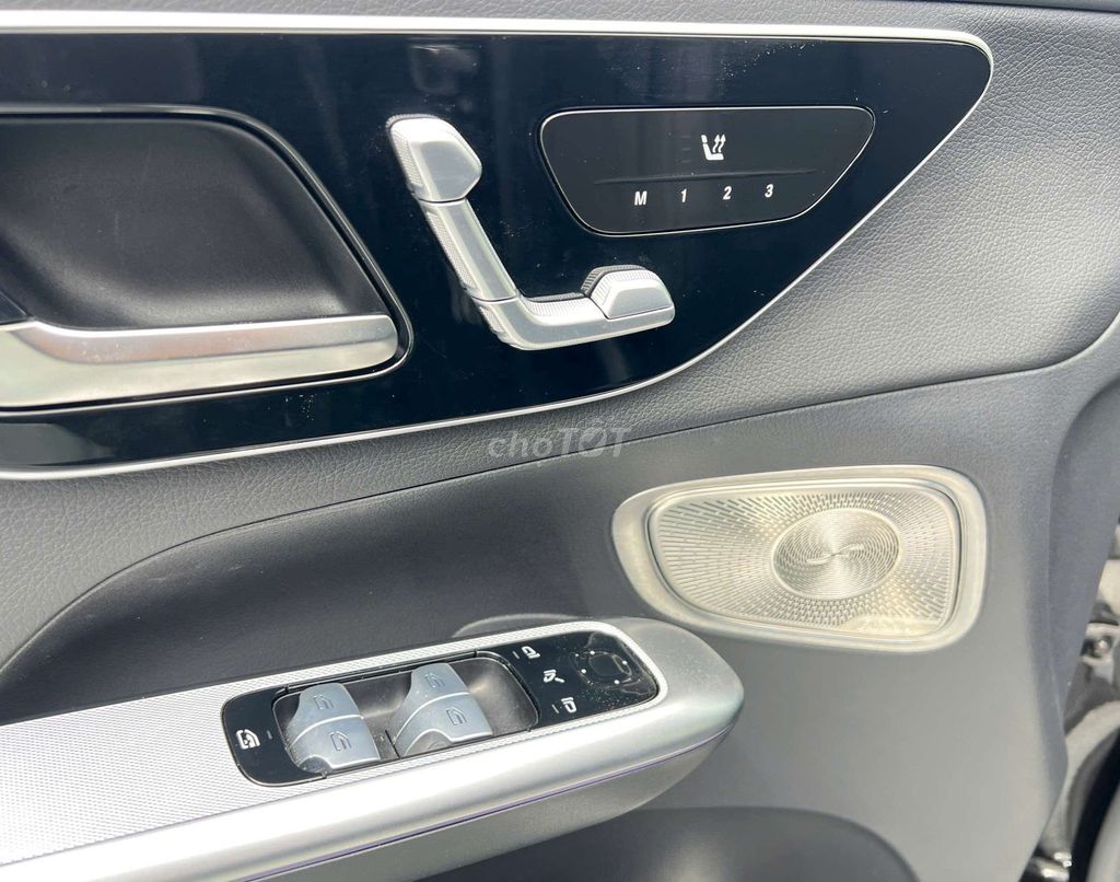 Mercedes glc 300 đời 2023. Mua bán Ô tô tại Thành phố Vũng Tàu Bà Rịa - Vũng Tàu được đăng bởi Quốc việt  hình 15