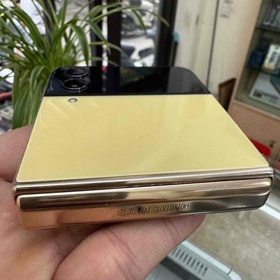 Samsung Z Flip 4 256GB bản công ty