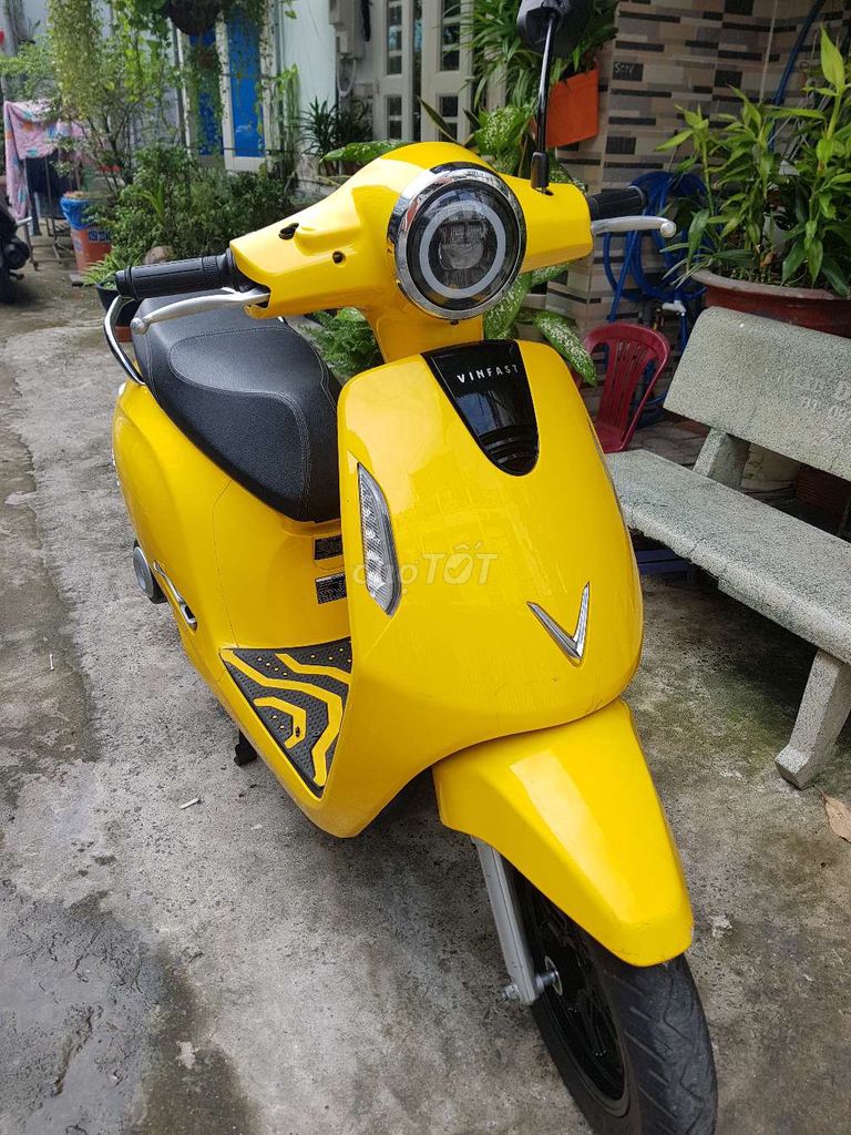 EVO 200 Lite Vinfast. Pin thuê 350k ko giới hạn