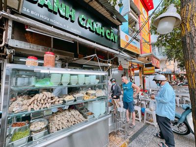 Q5Tuyển Đứng Bán Hủ Tiếu - Phục Vụ Bàn Bao Ăn Ở