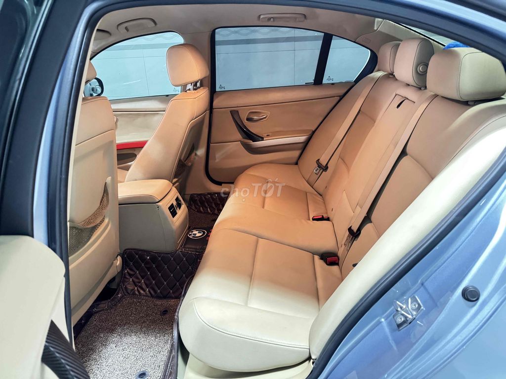 BMW 3 Series 201*** km. Mua bán Ô tô tại Huyện Hòn Đất Kiên Giang được đăng bởi Nguyễn Văn Cần hình 8