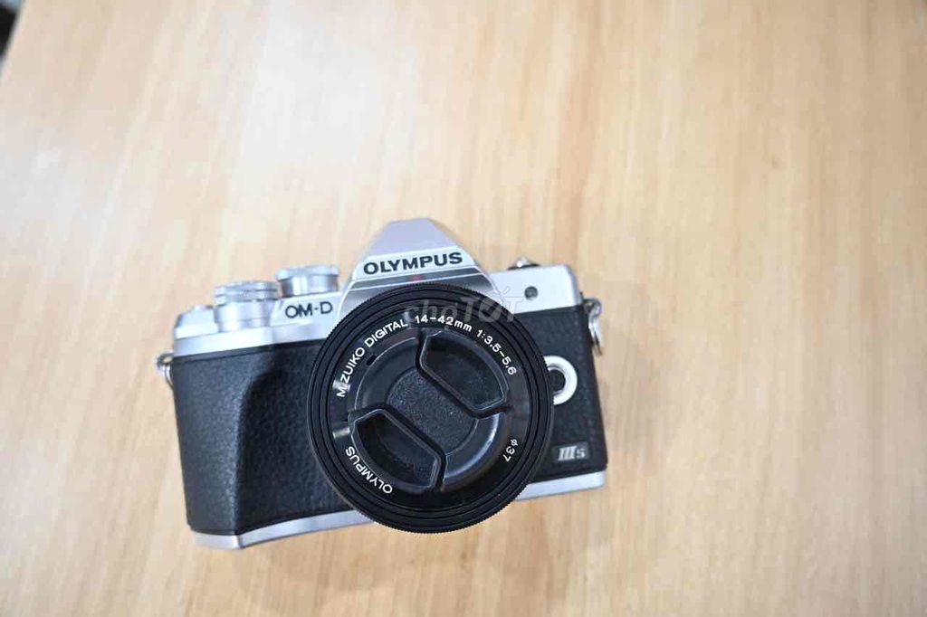 Máy ảnh Olympus EM10 Mark IIIs vs 14 42. Mua bán Máy ảnh, Máy quay tại Quận Tân Bình Tp Hồ Chí Minh được đăng bởi Phúc hình 1